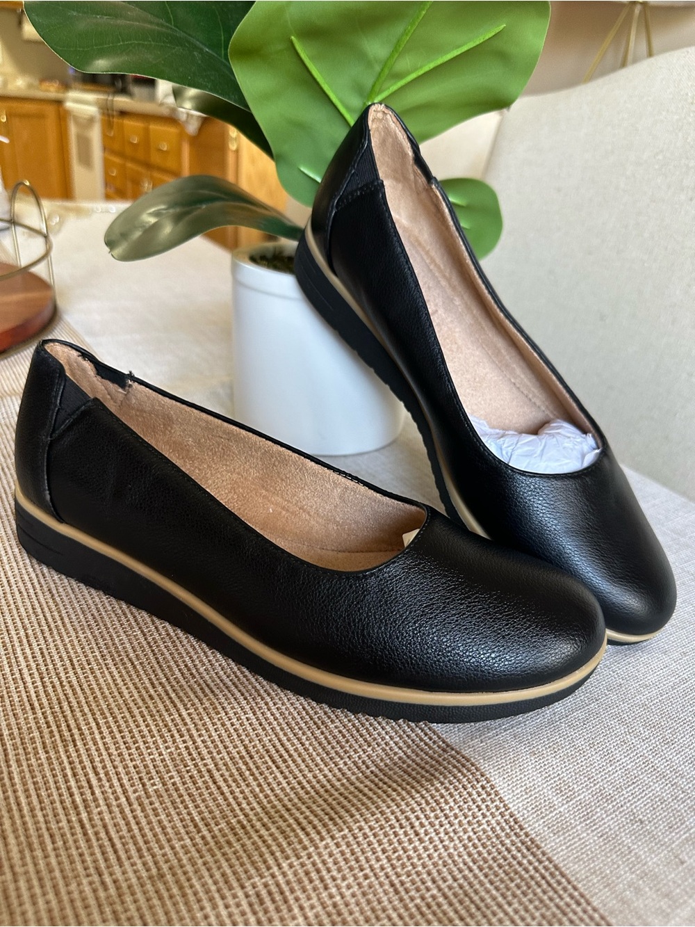 Soul Naturalizer Classic Black Women's Comfort Flats Sz 7.5